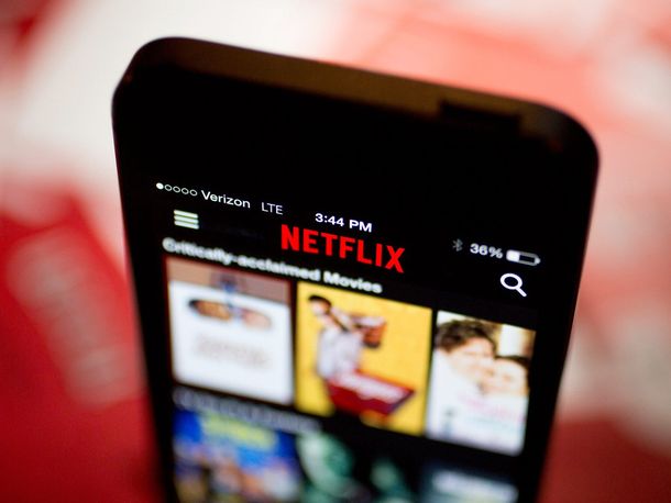 Netflix crearía producciones pensadas para celulares