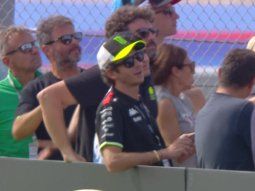 La reacción de Valentino Rossi a la caída de Marc Márquez en el GP de San Marino