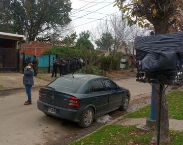 Un hombre se atrincheró en su casa y amenazaba con prenderla fuego