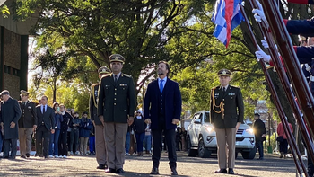 El presidente Luis Lacalle Pou se refirió al conflicto con FNC tras encabezar el acto por la Batalla de las Piedras. El presidente Luis Lacalle Pou se refirió al conflicto con FNC tras encabezar el acto por la Batalla de las Piedras.