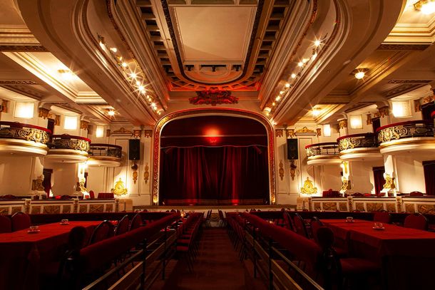 Reabre Palacio Tango