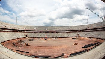 muere otro obrero en la obra de un estadio para el mundial muere otro obrero en la obra de un estadio para el mundial