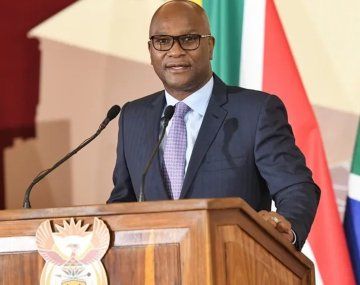 Conmoción en París: hallaron muerto al embajador de Sudáfrica en Francia