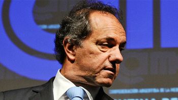scioli desistio de ir al acto con cristina por el pago del aguinaldo scioli desistio de ir al acto con cristina por el pago del aguinaldo