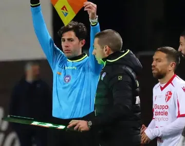 Papu Gómez volvió a jugar tras 776 días tras cumplir su sanción por doping