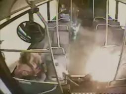 El cigarrillo explotó en el bus El cigarrillo explotó en el bus