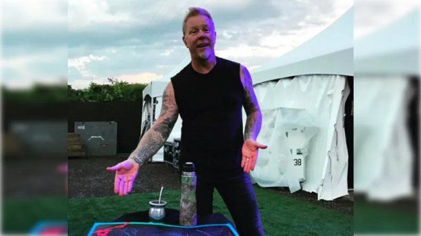 James Hetfield se tomó un mate en pleno recital de Metallica
