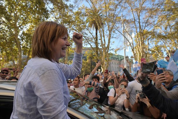 Con fuerte apoyo de la oposición y sin consignas claras, ruralistas marcharon a la Plaza de Mayo