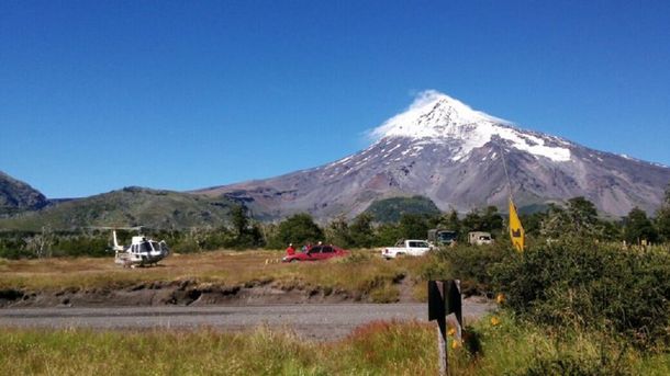 Tres andinistas fueron rescatados en el volcán Lanín