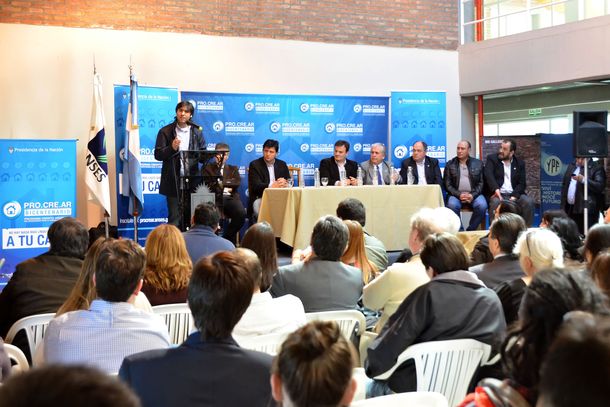 Presentan desarrollo urbanístico del plan Procrear en Río Gallegos