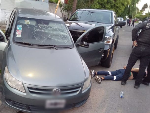 Espectacular persecución policial a un auto mellizo en El Palomar: hay dos detenidos