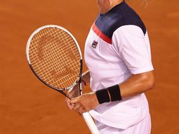 zeballos elimino a berlocq en el duelo de argentinos en umag zeballos elimino a berlocq en el duelo de argentinos en umag