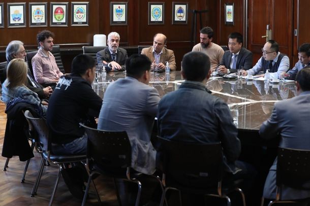 El Gobierno busca formar una canasta de 60 productos disponibles en comercios de proximidad