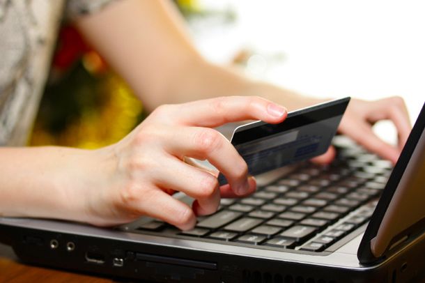 Entran en vigencia los controles a la compra y venta en Internet