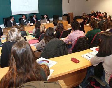 ¿Qué cursos y carreras se pueden comenzar en en el mes de agosto?