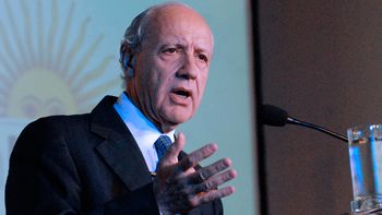 quitar el cepo como dice el pro solo es posible con una gran devaluacion quitar el cepo como dice el pro solo es posible con una gran devaluacion