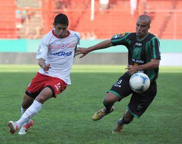 San Martín y Argentinos juegan una batalla por el descenso
