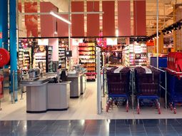 Lunes sin shoppings ni supermercados 