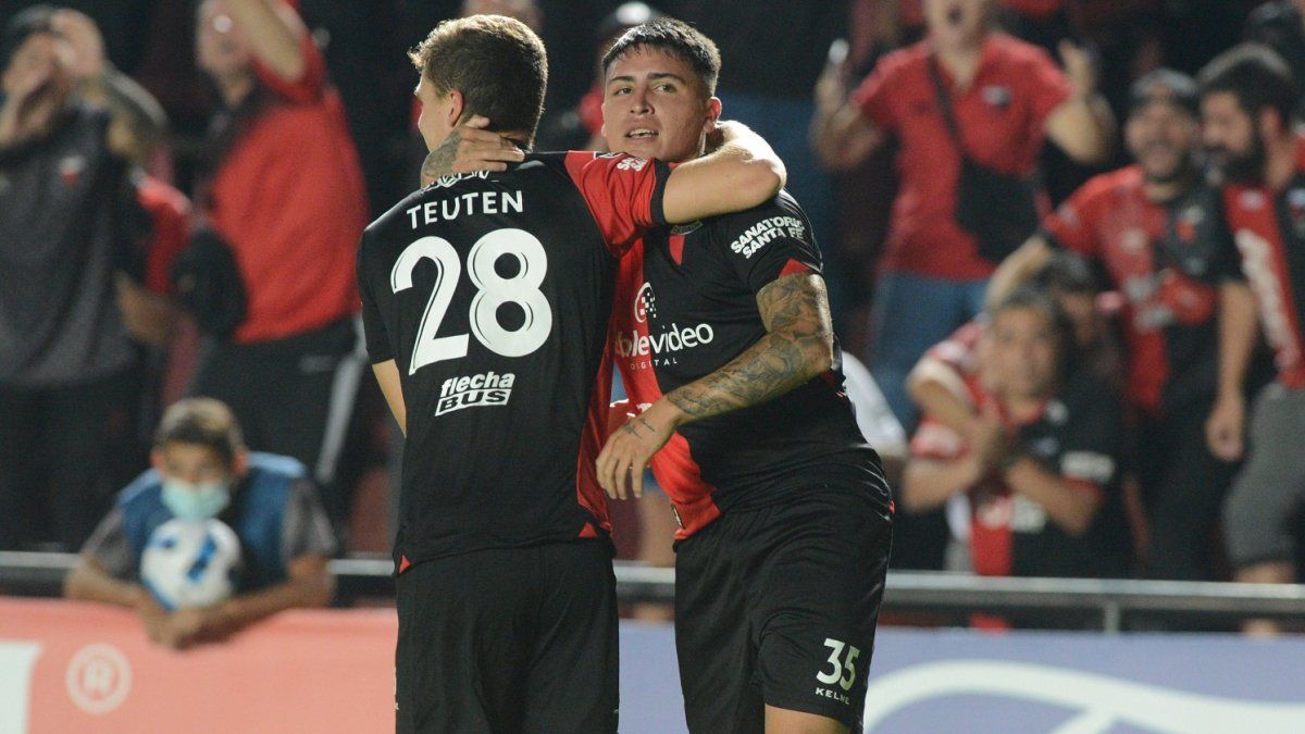 El Agónico Gol De Facundo Farías Para El Debut Con Triunfo De Colón Ante Peñarol 6642