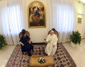 Las fotos del encuentro entre la Presidenta y Francisco