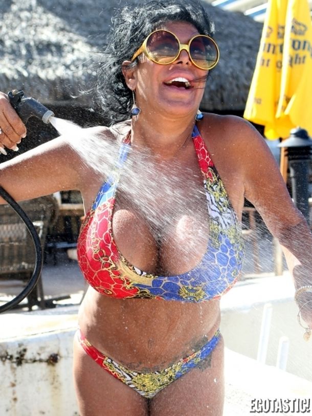 Big Ang se refresca con potencia