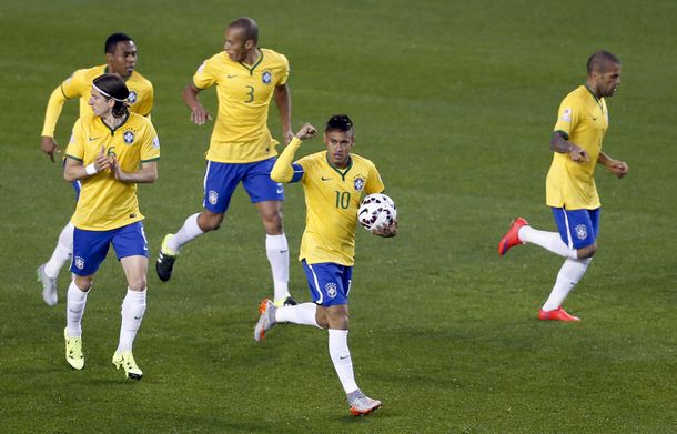 Con un Neymar en estado de gracia, Brasil le ganó a Perú
