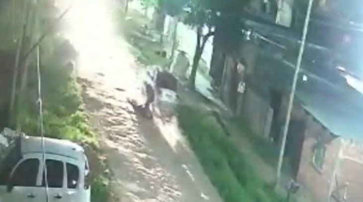 Merlo: delincuentes golpearon a un hombre hasta dejarlo inconsciente para robarle el auto