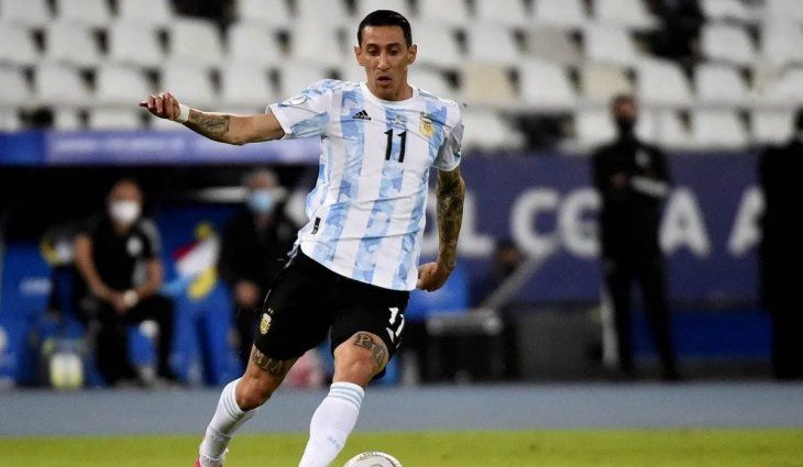 Un churrero parecido a Di María causa furor en Rosario