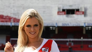 Alejandra Maglietti, voz del Monumental en el Día Internacional de la Mujer Alejandra Maglietti, voz del Monumental en el Día Internacional de la Mujer