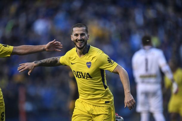 De local, Boca goleó a Olimpo y es uno de los punteros