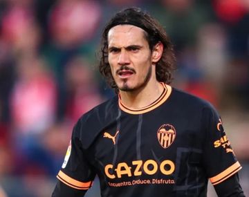 Edinson Cavani acordó su salida de Valencia y está a un paso de Boca