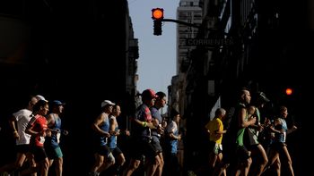 El maratón 42K por el centro de la Ciudad. El maratón 42K por el centro de la Ciudad.