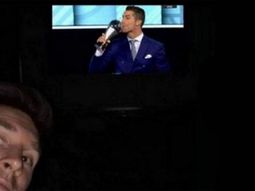 Messi mira a Cristiano Ronaldo ganar el premio The Best de FIFA Messi mira a Cristiano Ronaldo ganar el premio The Best de FIFA