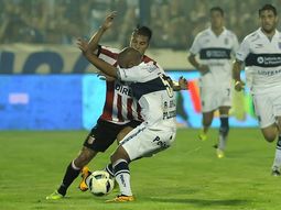 estudiantes no pudo con gimnasia en el clasico y se alejo de la punta estudiantes no pudo con gimnasia en el clasico y se alejo de la punta