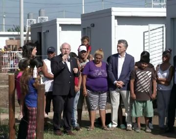 Macri entregó viviendas en Santa Fe