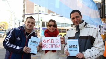 #yoelijoargentina: continua la campana buitres o la patria #yoelijoargentina: continua la campana buitres o la patria