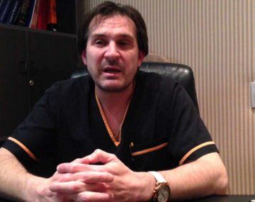 Aníbal Lotocki dice que no es cirujano plástico: cómo se presenta en sus redes