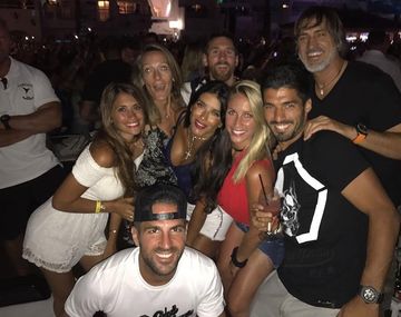 Messi y su mujer, de fiesta en Ibiza.