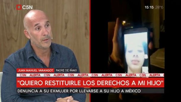 Un padre denuncia que su ex mujer se llevó engañado a su hijo a México