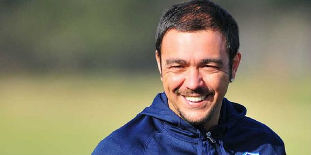 Con la presencia de Riquelme y Verón, el uruguayo Recoba tendrá su partido despedida