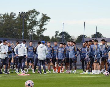 Russo define los 11 de Boca para recibir a Unión: ¿juega Paredes?