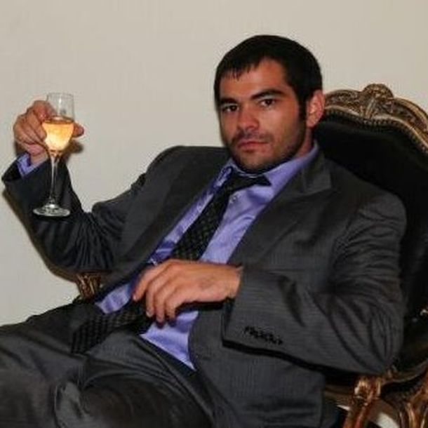 El financista Elaskar sigue declarando ante Casanello