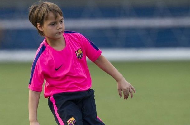 ¿El heredero? El sobrino de Messi ya juega en el Barcelona