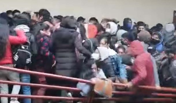 Bolivia: murieron cinco estudiantes tras ceder la baranda de un cuarto piso