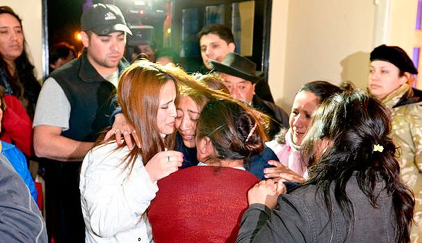 Raptó a una joven y la mantuvo cautiva en una alcantarilla