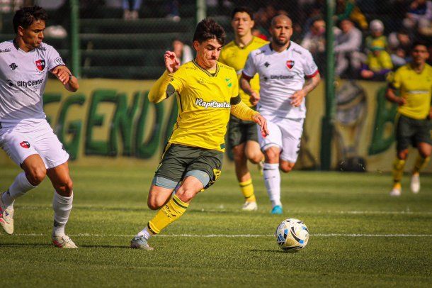 Defensa y Justicia empató ante Newels en un partido con emociones repartidas