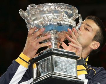 Djokovic se quedó con el título en Australia al vencer a Murray