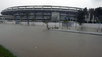 mas problemas para el mundial: ahora se inundo el maracana mas problemas para el mundial: ahora se inundo el maracana