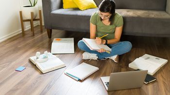 El Partido Colorado impulsa la creación de la Universidad Virtual del Uruguay (UVU). El Partido Colorado impulsa la creación de la Universidad Virtual del Uruguay (UVU).