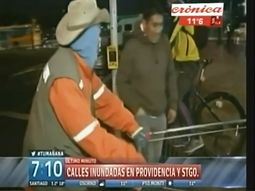 uber changuito: cobra $10 para cruzar calle inundada uber changuito: cobra $10 para cruzar calle inundada